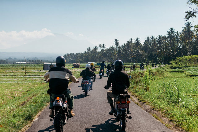 Sunday, Heading High Up The Hill! – Deus Kumpul-Kumpul Ride 2