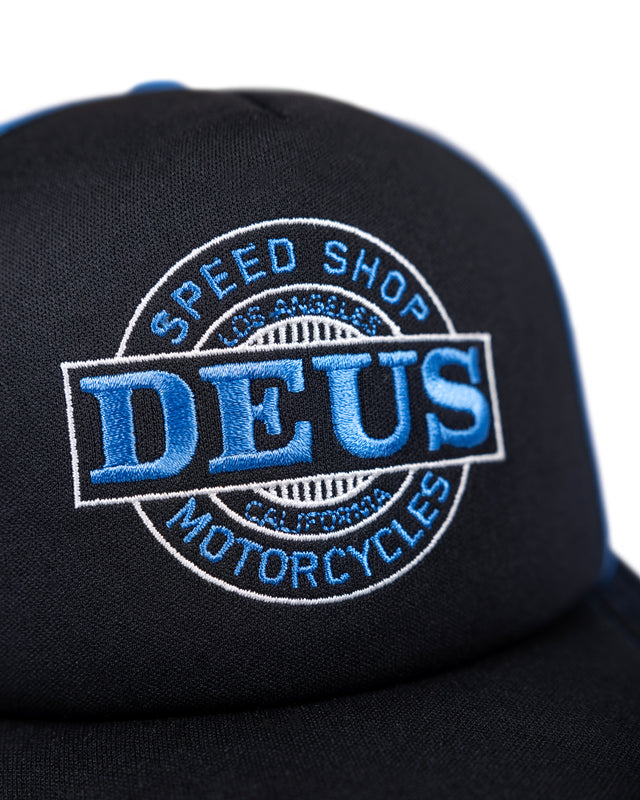 HOT STREAKS TRUCKER - BLACK