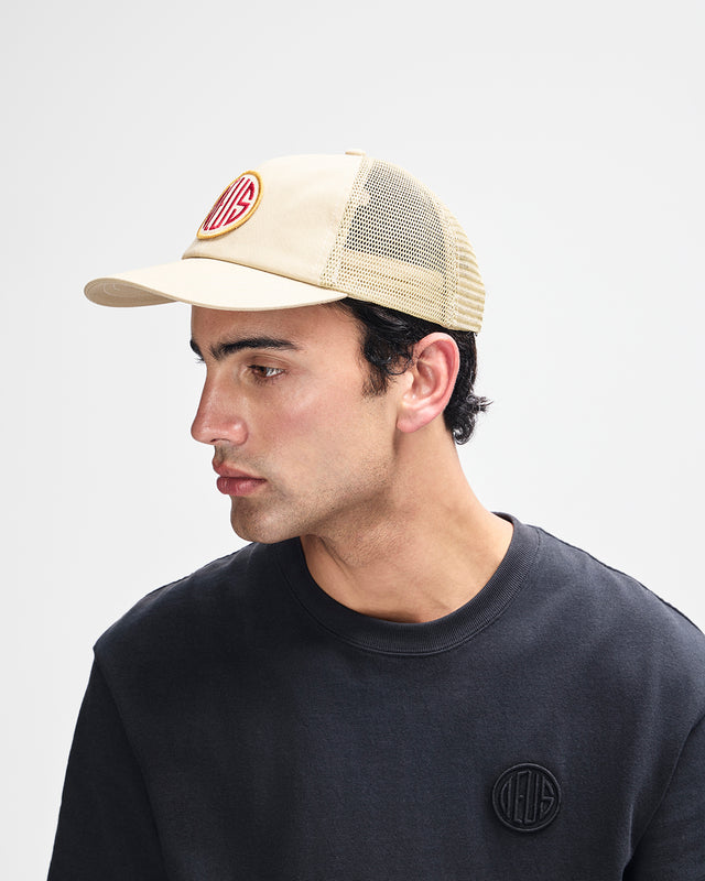 PILL TRUCKER 3 - SAFARI