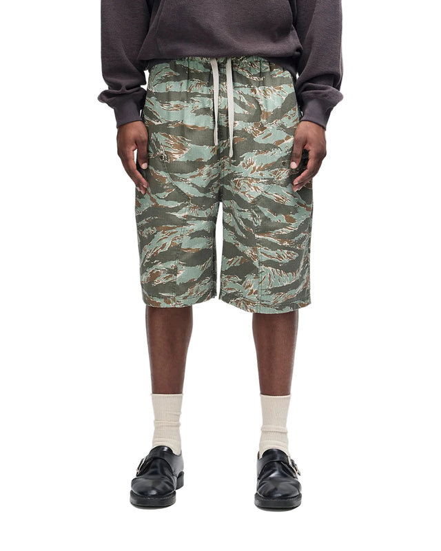 UNFORSEEN SHORT - GROUND COVER GREEN