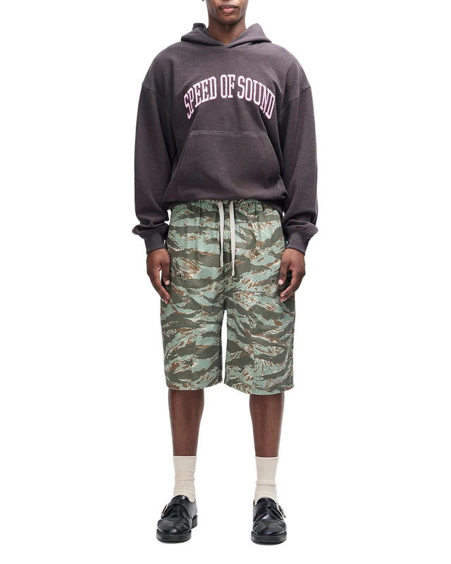 UNFORSEEN SHORT - GROUND COVER GREEN