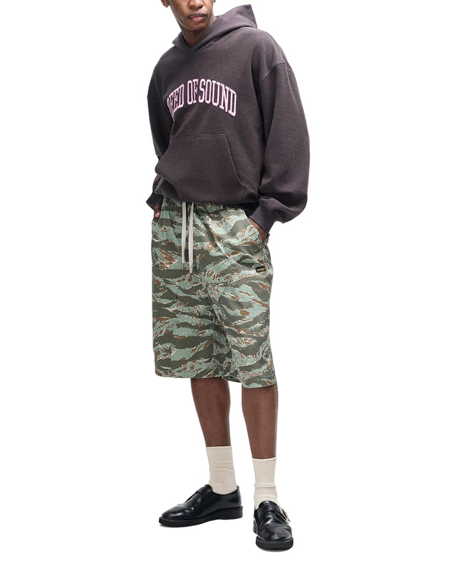 UNFORSEEN SHORT - GROUND COVER GREEN