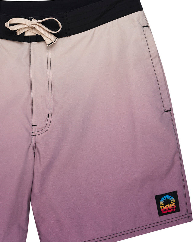 AERIAL BOARDSHORT 4 - GRAPE GRADIENT