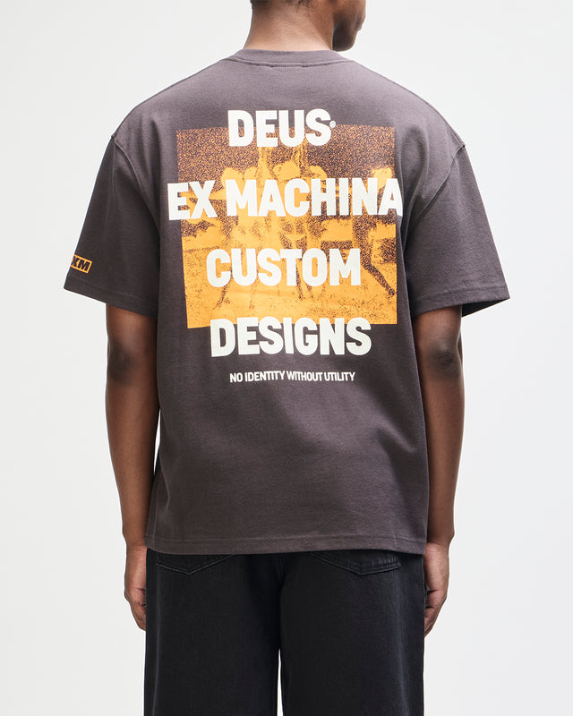 UTILITY OS TEE - ANTHRACITE