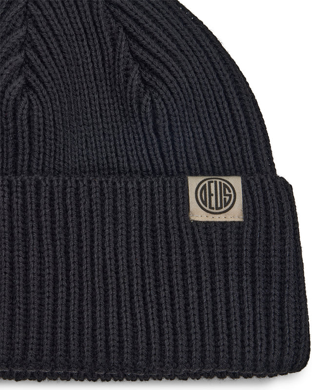 PILL MERINO BEANIE - BLACK