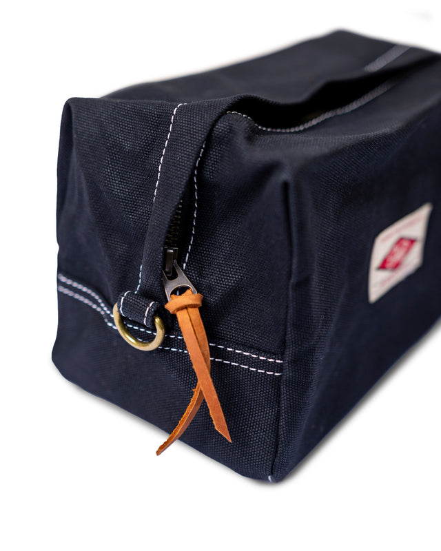 GETAWAY TOILETRY BAG - BLACK