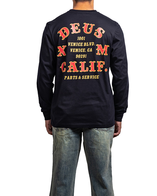 QUICK STRIKE LS TEE - BLACK